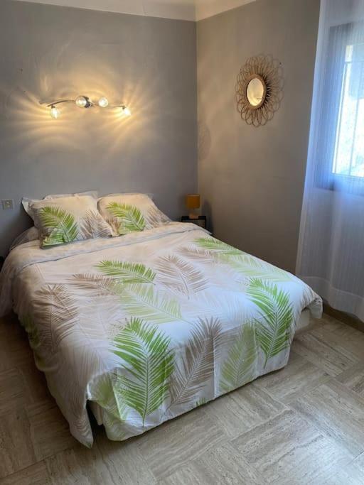 Appartement Spacieux Cases-de-Pene Esterno foto